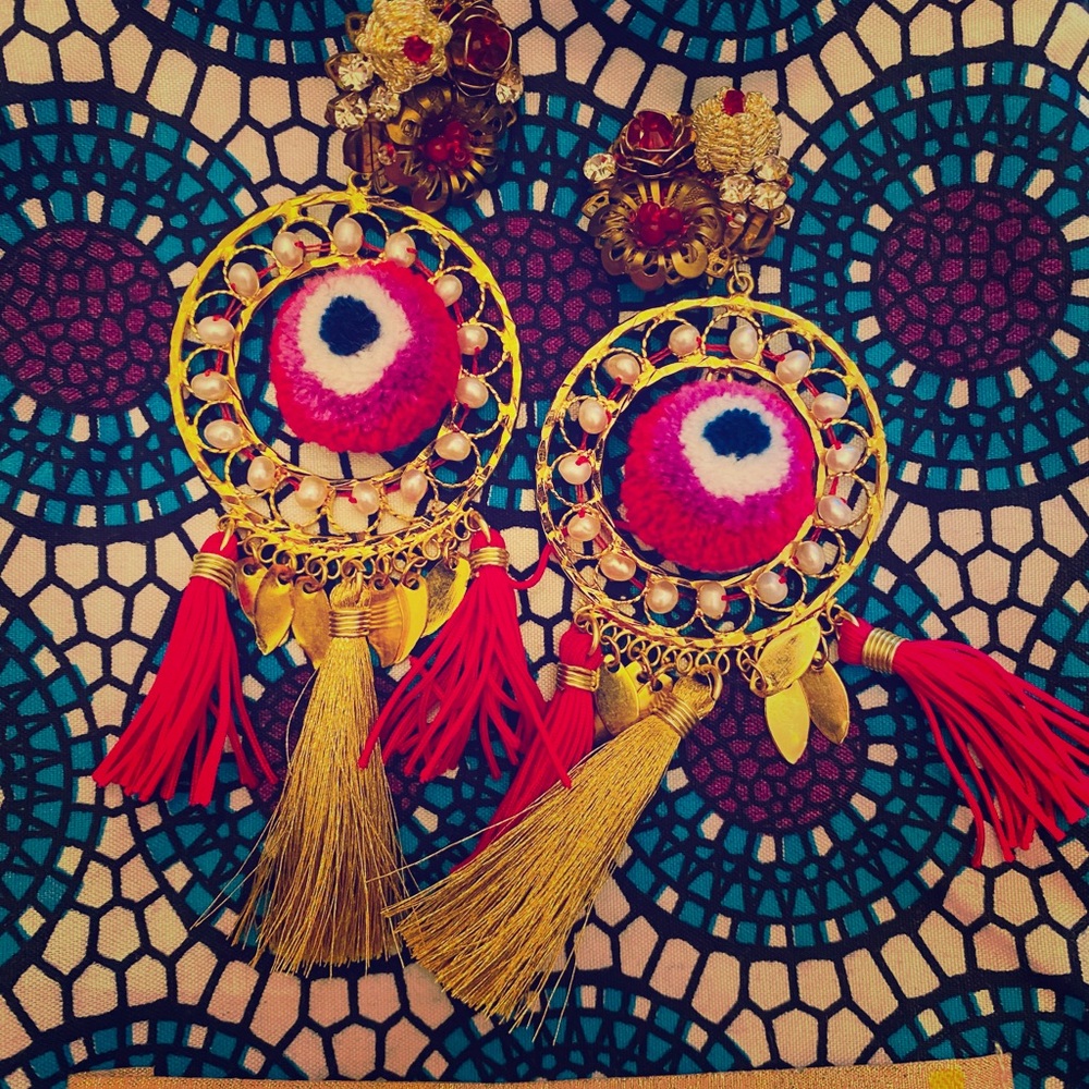 Mercedes Salazar clip on earrings!